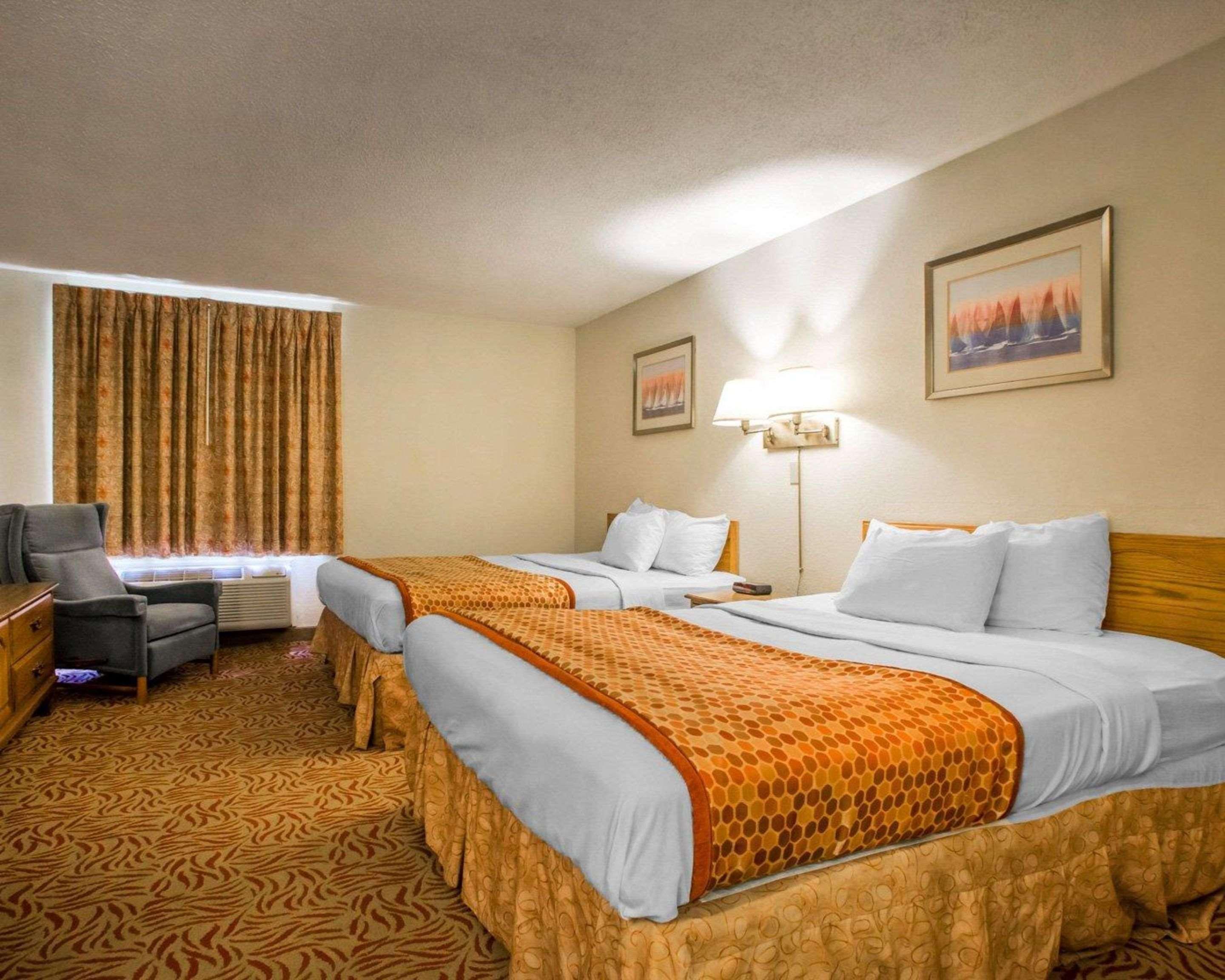University Inn & Suites Stevens Point Eksteriør bilde