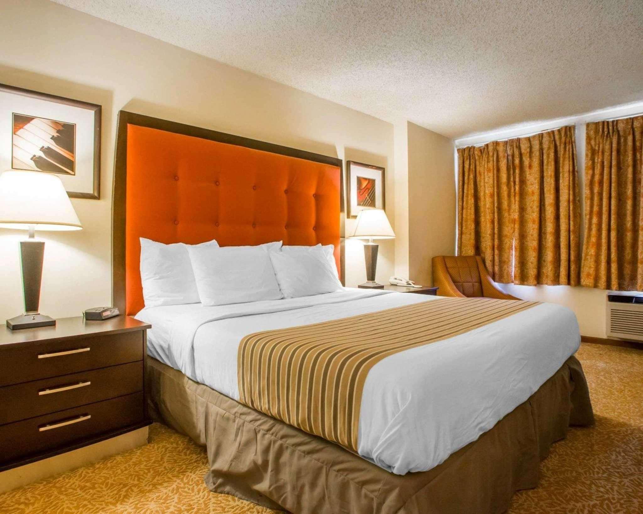 University Inn & Suites Stevens Point Eksteriør bilde
