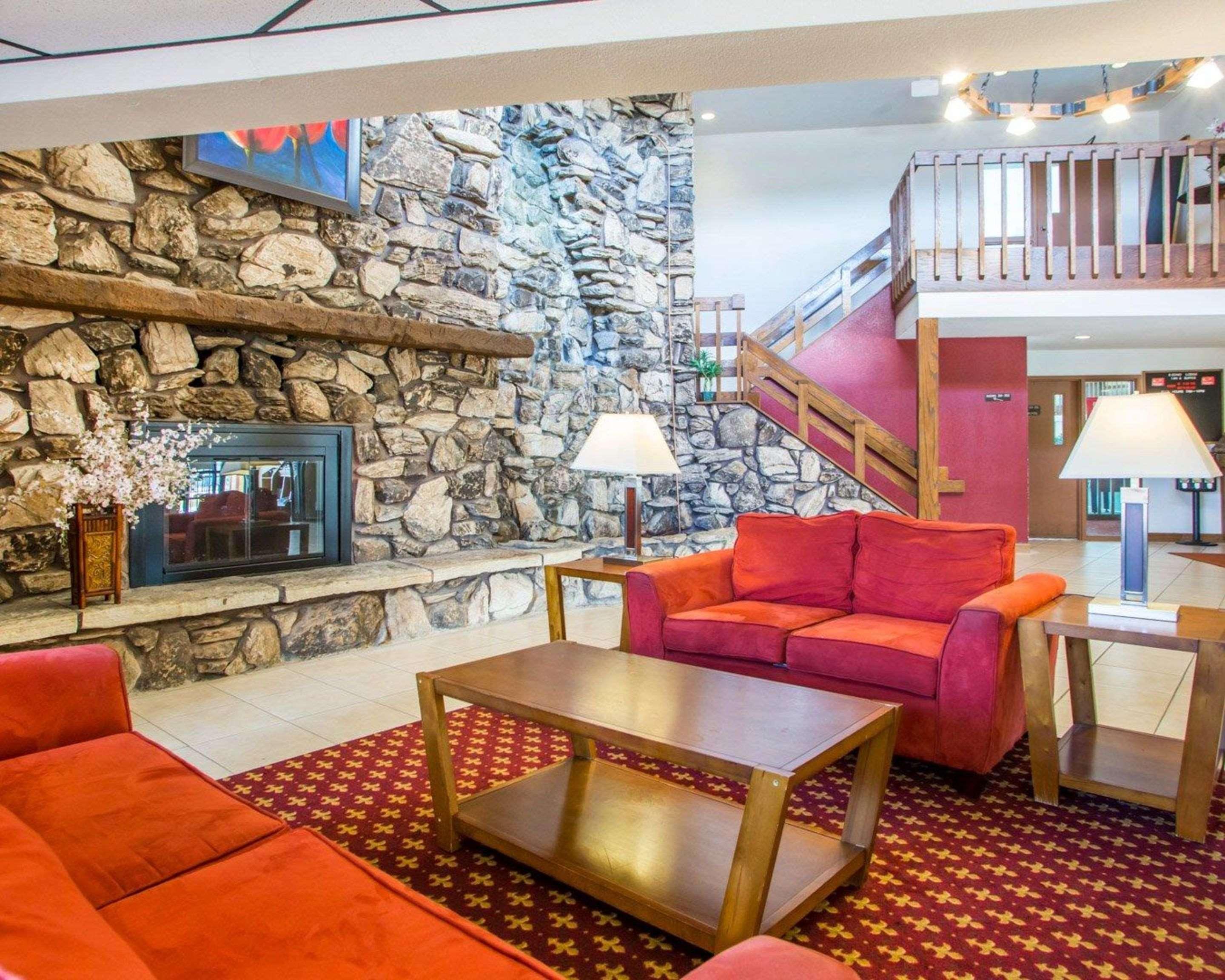 University Inn & Suites Stevens Point Eksteriør bilde
