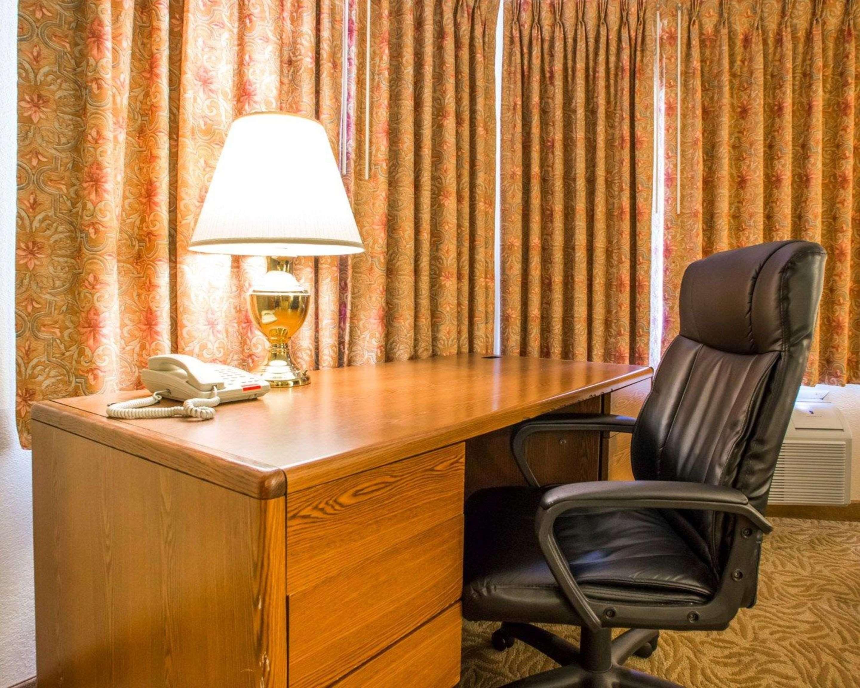 University Inn & Suites Stevens Point Eksteriør bilde